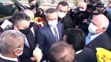 Tarım ve Orman Bakan Pakdemirli: “Gençlerin adresi sokaklar değil, siyasi partilerdir”