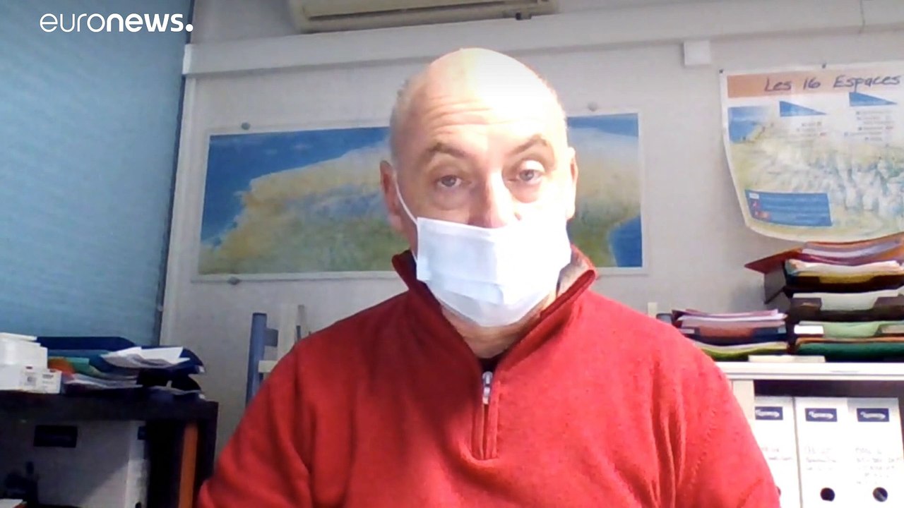 Racchette, sci di fondo, slittino e igloo: il boom delle attività alternative allo sci