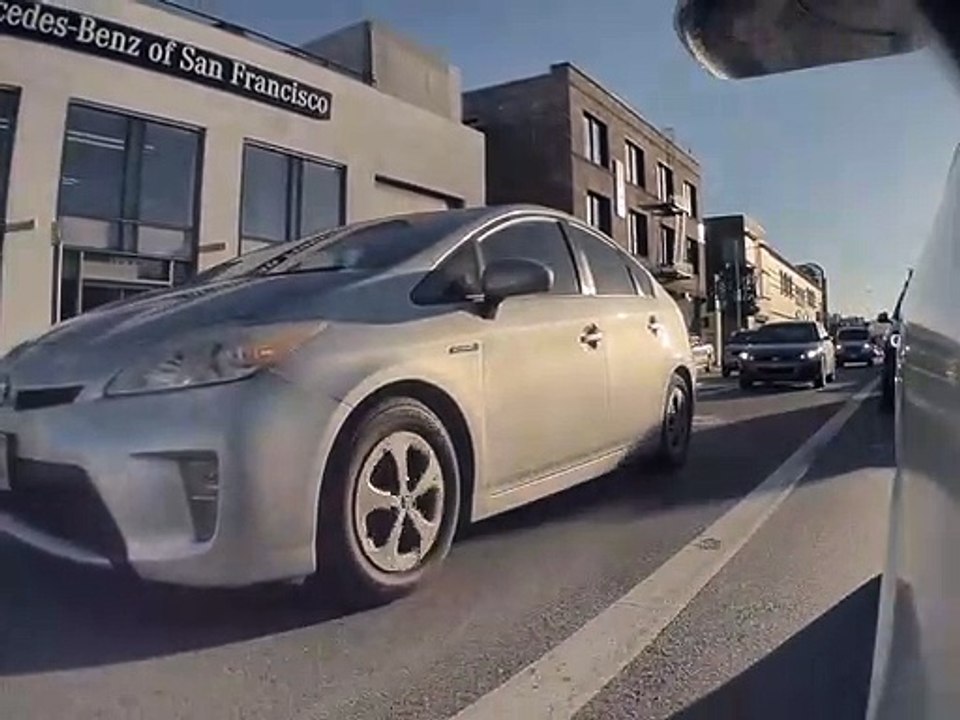 Highway Robbery Captured on Teslacam