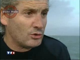 Un chalutier échoué à Lorient
