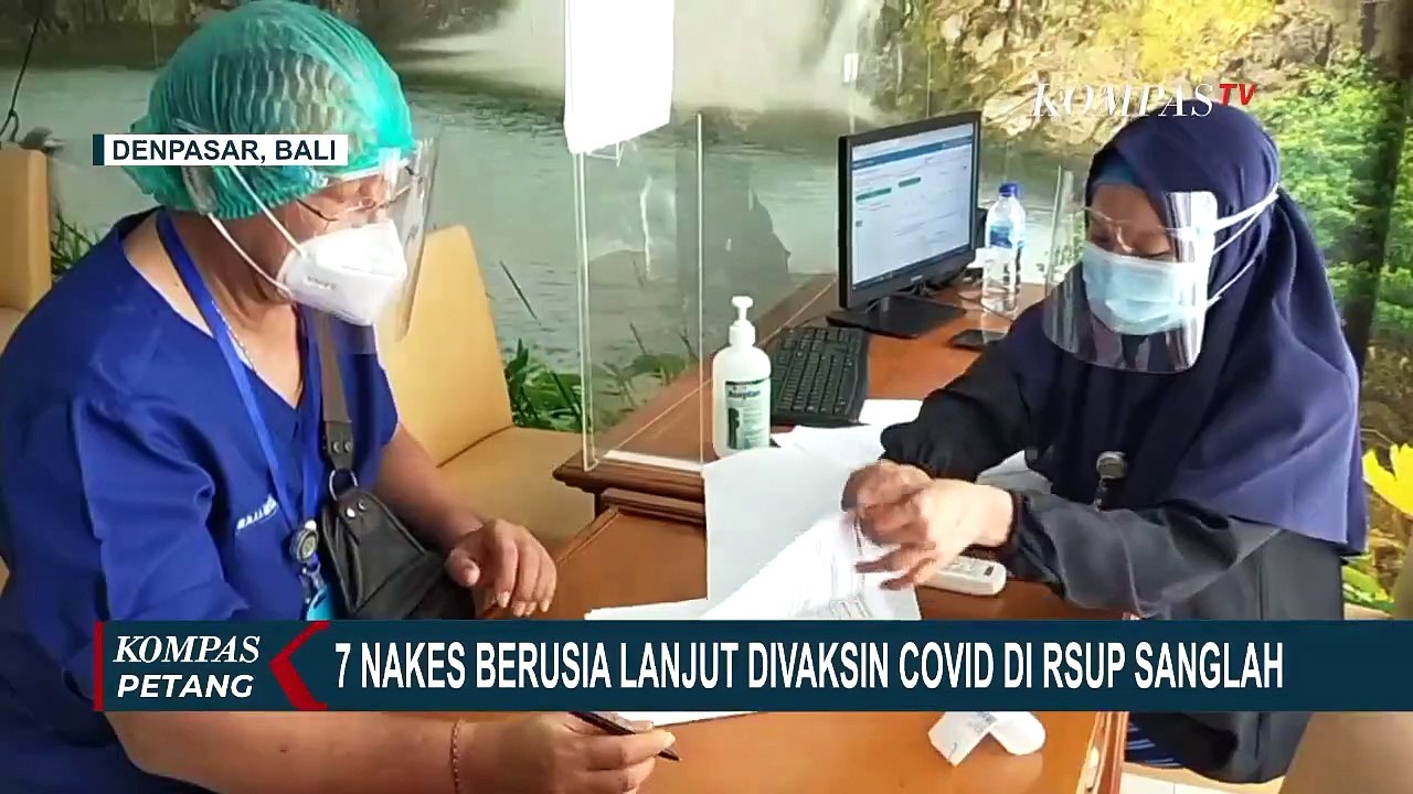 Kemenkes dan BPOM Nyatakan Vaksin Sinovac Aman, Lansia Mulai Terima Vaksin Covid-19