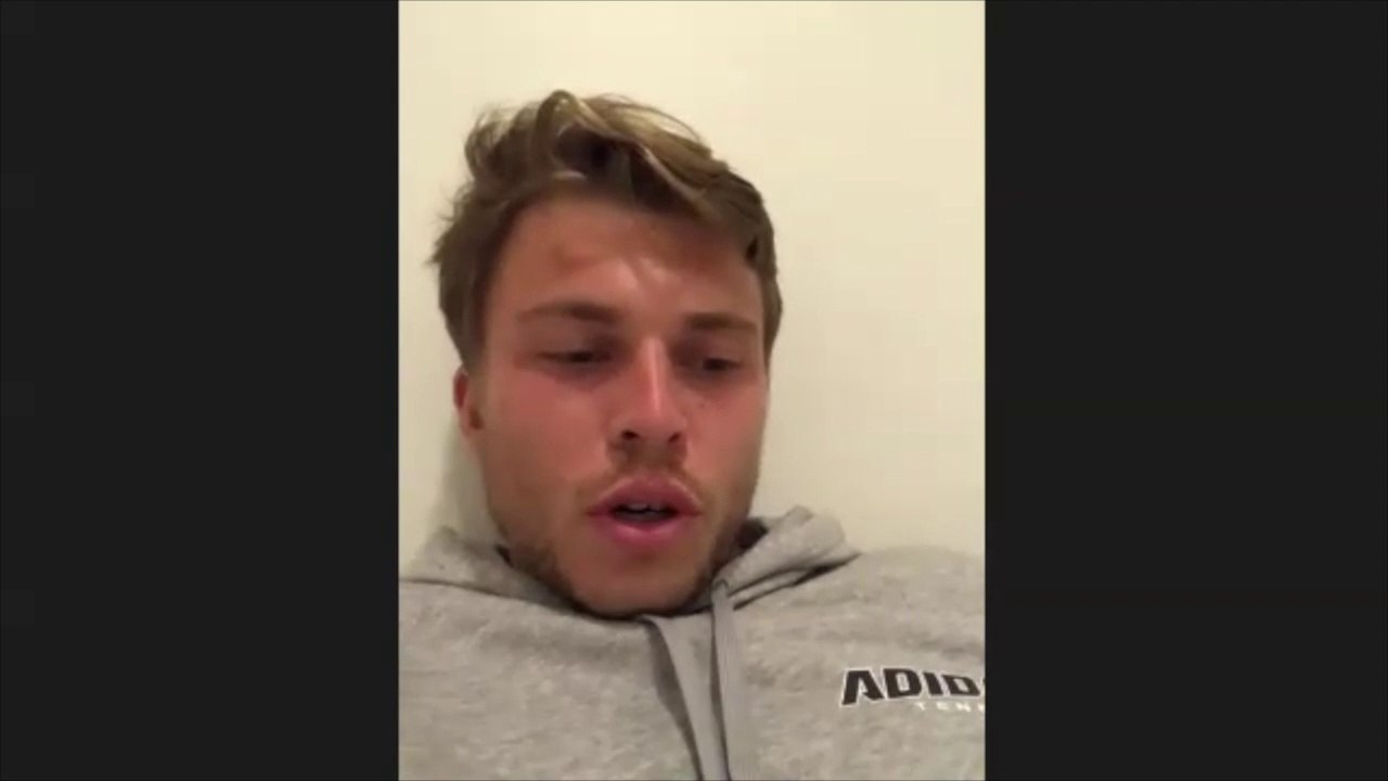 Open d'Australie 2021 - Alexandre Müller : "Peut-être que ce sont les chaussettes gagnantes ? Je vais les laver et direct les remettre !"