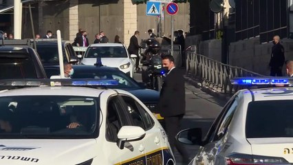 Julgamento de Netanyahu é retomado
