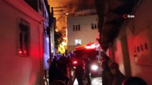 - Kuşadası’ndaki eski evler yangının kundaklama iddiası