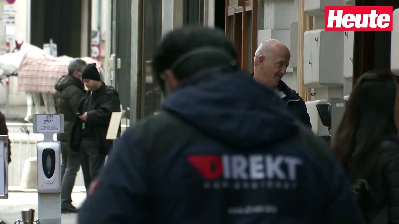 Wieder Riesen-Schlange vor Bäckerei in Wiener City