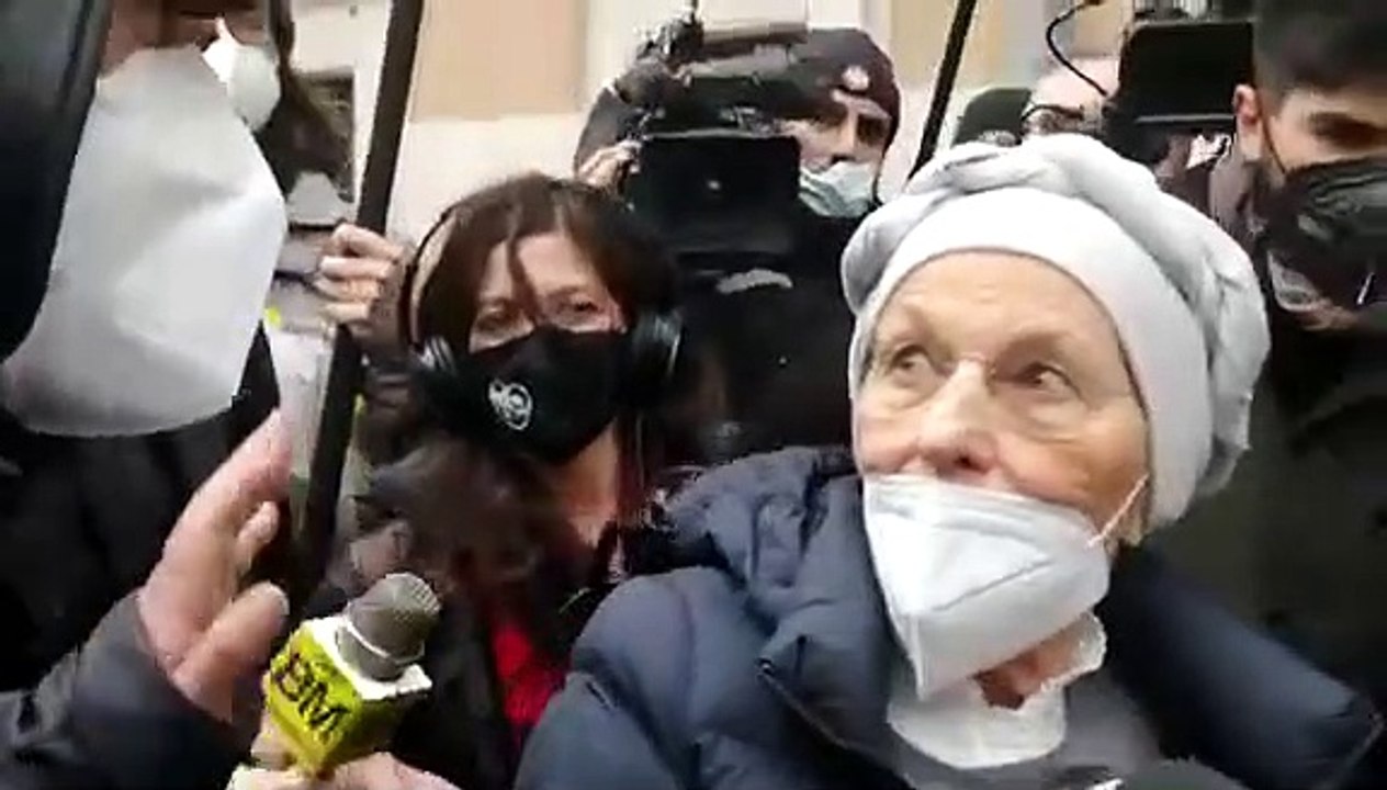 Emma Bonino dopo le consultazioni con il premier incaricato Mario Draghi
