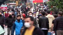 İstiklal Caddesi’nde Dikkat Çeken Yoğunluk