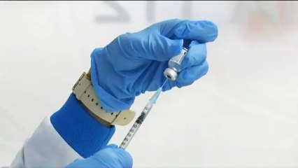 Colombianos usan tutelas para intentar ser vacunados en primera etapa