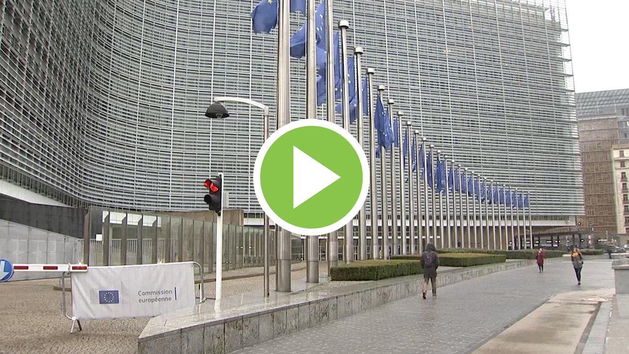 Bruselas dice que los Tratados de la UE "prohíben" al BCE condonar la deuda