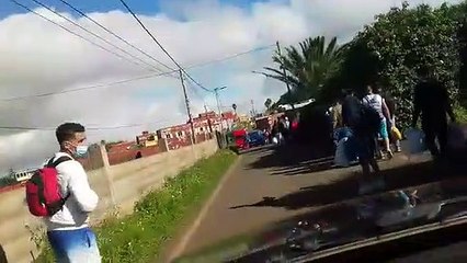 Migrantes abandonan Las Raíces