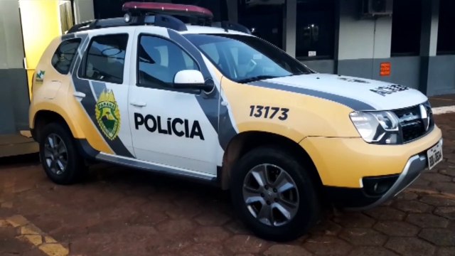 Padrasto suspeito de abusar de enteada é levado para a delegacia