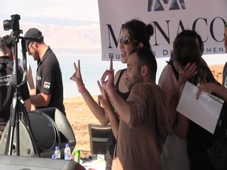 الأردن يدخل كتاب غينيس بأكبر سلسلة بشرية