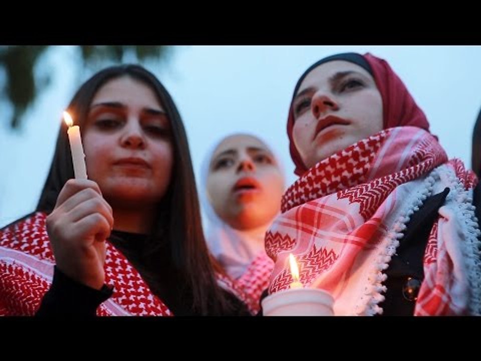 وقفة تضامنية مع الشهيد البطل معاذ الكساسبة على دوار باريس في عمان