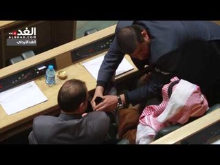 أذرع النواب تتشح بالسواد حدادا على الشهيد البطل معاذ الكساسبة