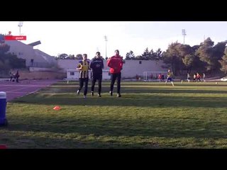 لاعبو الوحدات يتحدثون عن اصعب مباراة و طفل مشاكس يقتحم التدريب