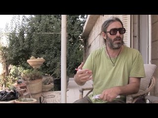 النحات المعاني يتحدث عن خلافه مع مجموعة المطار