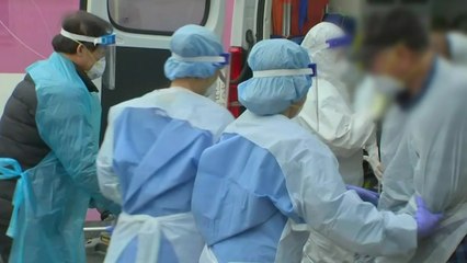 [뉴스라이브] 하루 만에 300명대 신규 확진..."러시아 백신 도입 검토" / YTN