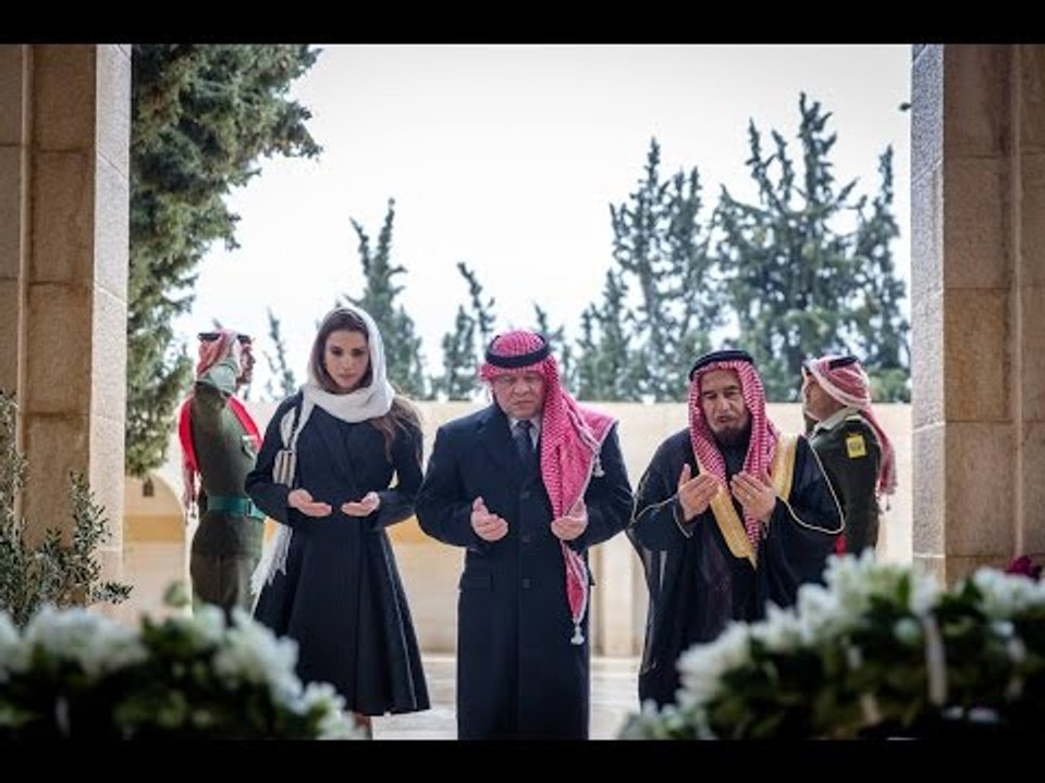 جلالة الملك يزور ضريح المغفور له الملك الحسين بن طلال طيب الله ثراه