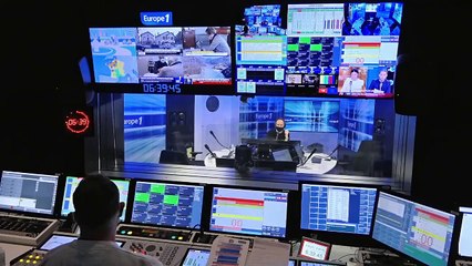 Pornographie : "Il ne faut pas attendre l'adolescence pour en parler", estime Justine Atlan