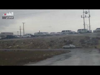 المفرق: اشخاص يستغلون ازمة حدود جابر ويحجزون دورا لبيعه للمسافرين