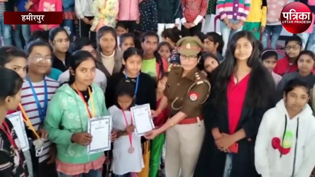 किसान की बिटिया ड्रैगन अकैडमी के माध्यम से दे रही नि:शुल्क मार्शल आर्ट प्रशिक्षण