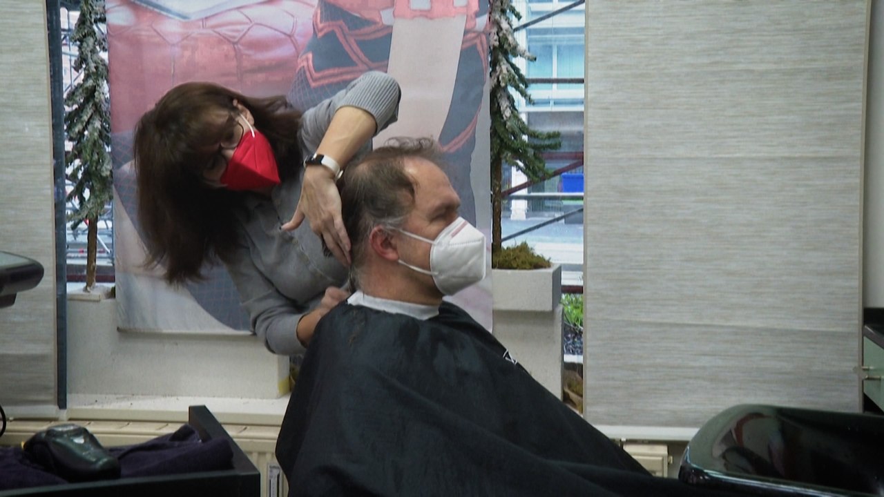 Friseurbesuche motivieren zum Coronatest