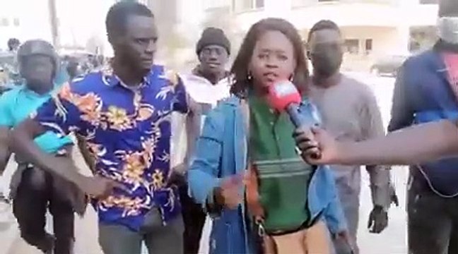 Une opposante tacle la fille qui accuse Sonko de viol : Adji Sarr tu es une honte . Tu as sali la peau des femmes Sénégalaises