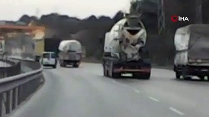 İstanbul'da trafikte makas atan araç kamerada