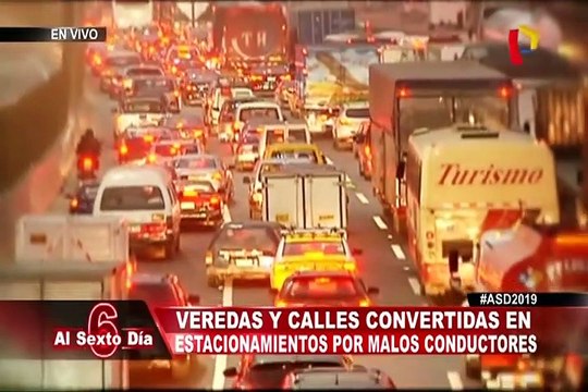 Cuando las veredas y calles son convertidas en estacionamientos informales