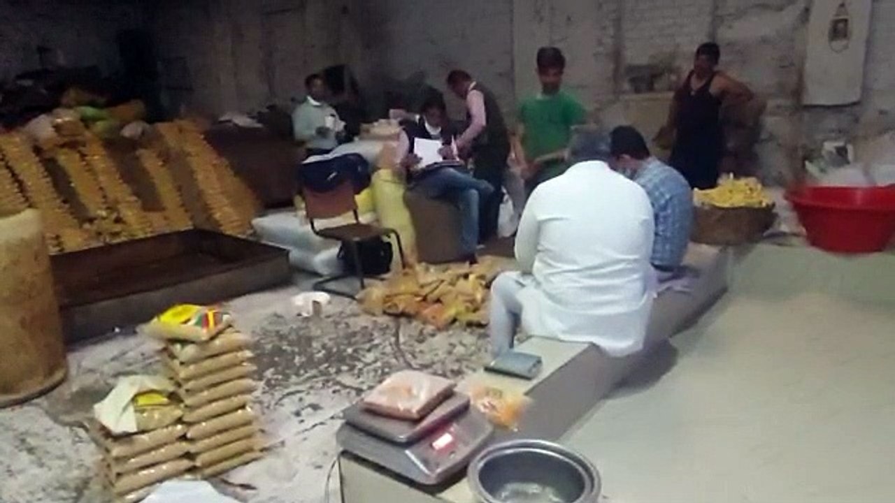 उज्जैन में  उधोगपुरी में  प्रशाशन की कार्यवाही