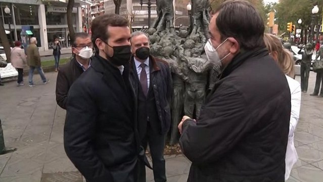 Casado acompaña a Alejandro Fernández en un acto de campaña en Tarragona