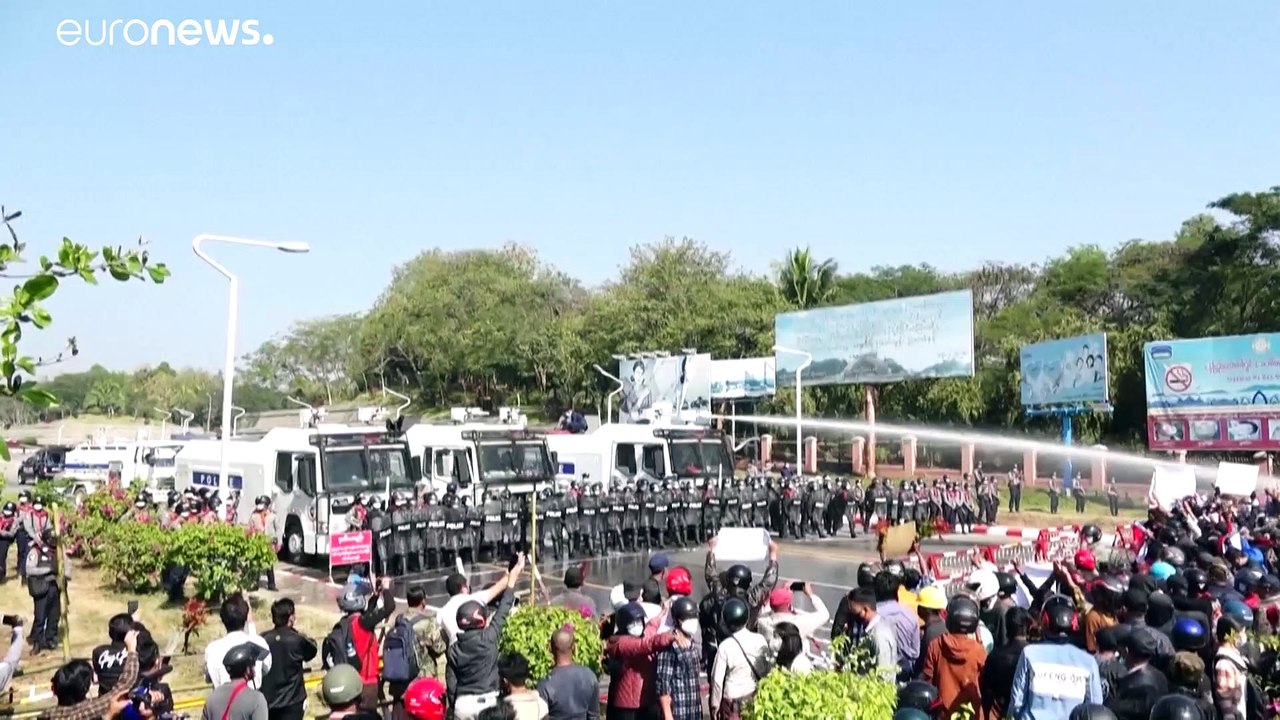 Myanmar protests continue with police repression