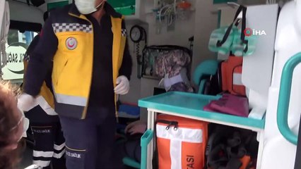 Samsun'da kavşakta iki otomobil çarpıştı: 5 yaralı