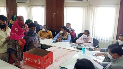 कलेक्ट्रेट में आयोजित जनसुनवाई में आए 103 आवेदन