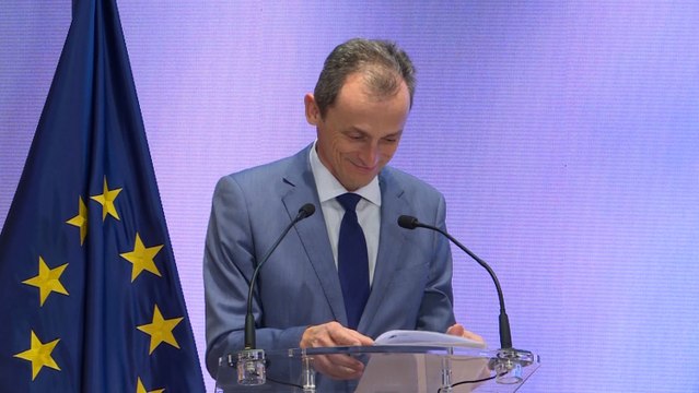 Duque presenta oficialmente el 'Pacto por la Ciencia': Debería haber llegado antes