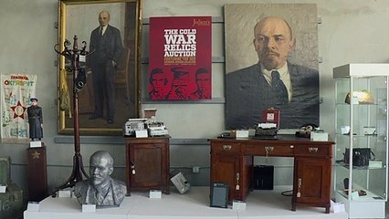 Soviet spy gadgets to go under hammer in Beverly Hills