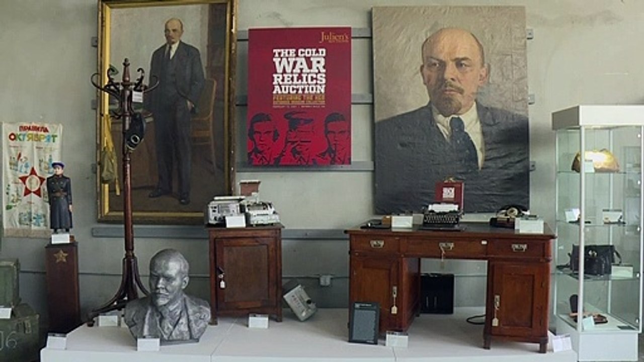 Soviet spy gadgets to go under hammer in Beverly Hills