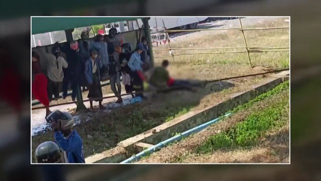 미얀마 군경, 시위대에 발포...실탄 맞은 10대 여성 중태 / YTN