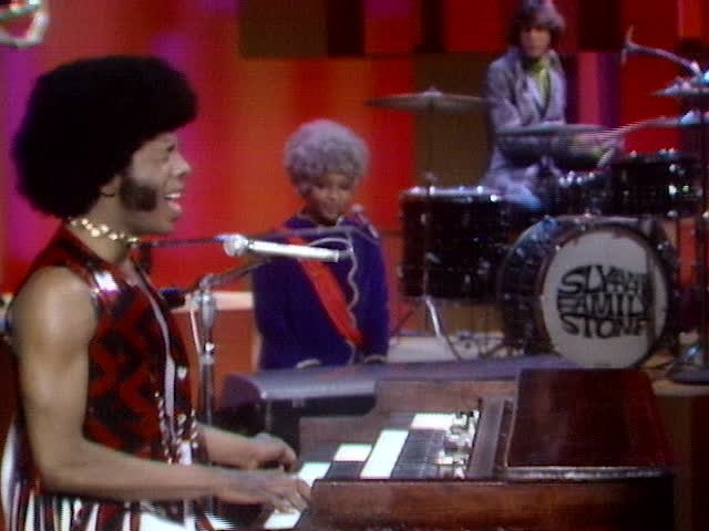 Sly & The Family Stone - Everyday People/Dance To The Music