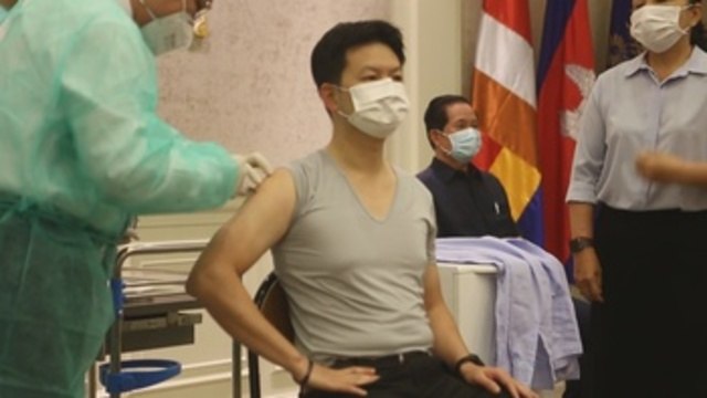Camboya comienza su vacunación contra el coronavirus con las dosis de Sinopharm