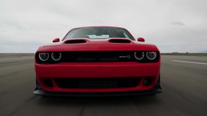 2020 Dodge Challenger SRT Super Stock Driving Video