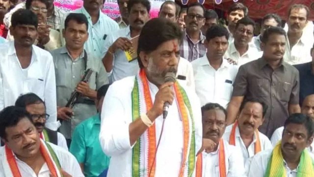 #Telanagana : Mallu Bhatti Vikramarka Slams CM KCR For Failing To Rescue Farmers