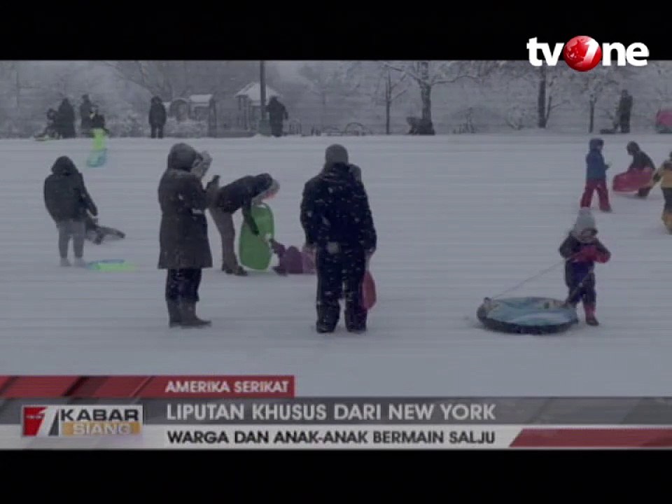 Badai Salju Lumpuhkan New York