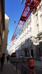 Montage de la flèche de 60m de la grue