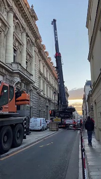 La grue qui monte la grue v2