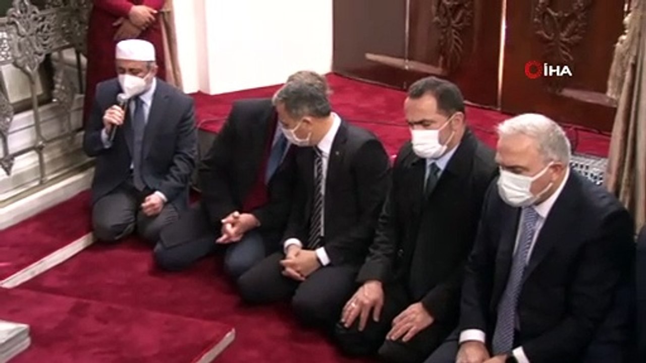 Sultan 2. Abdülhamit Han vefatının 103. yılında kabri başında anıldı