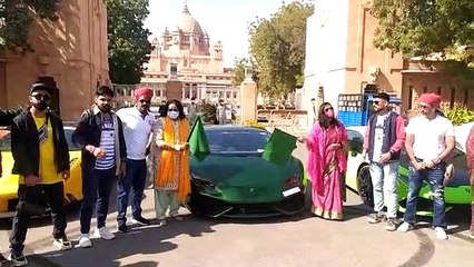 खींवसर फोर्ट से उम्मेद भवन पैलेस पहुंची लग्जरी कारें