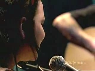 Evanescence - All That I'm Living For (Live @ Aol)