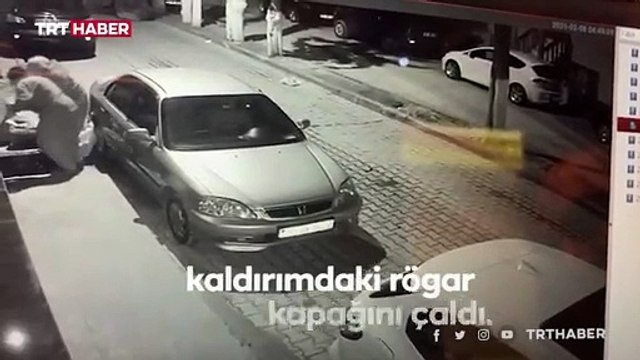 Yaşlı kadın kapağı çalınan rögar çukuruna düştü