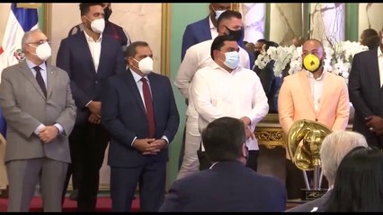 Todavía sin fecha para las vacunas contra el Covid